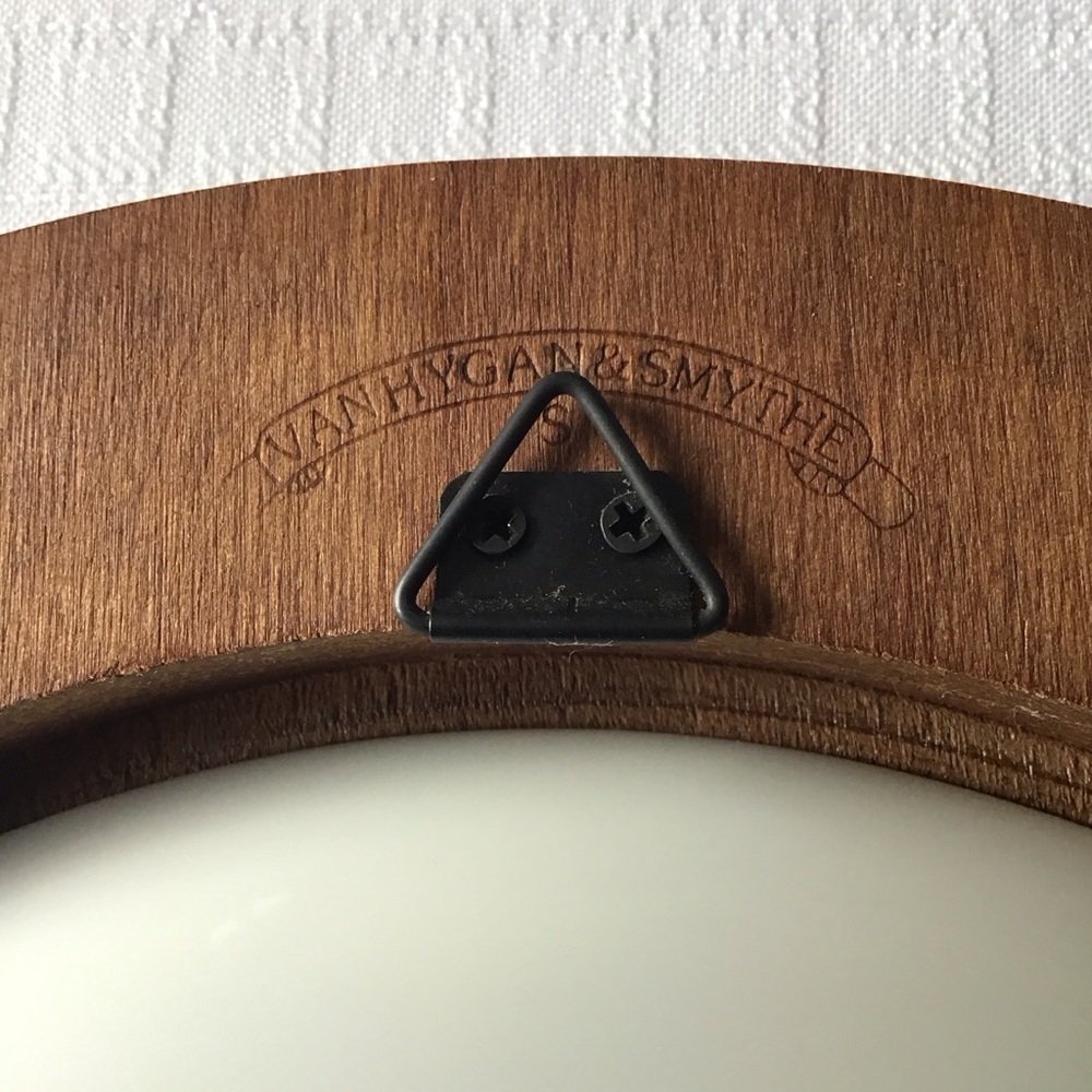 W S George - The Snow Leopard Plate with Van Hygan & Smythe Display Frame - Picture 12 of 12